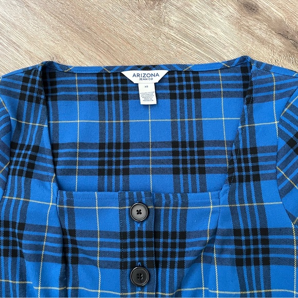 Size in Extra Small. Blue Checkered Crop Top with a Square Neckline. - Picture 4 of 5